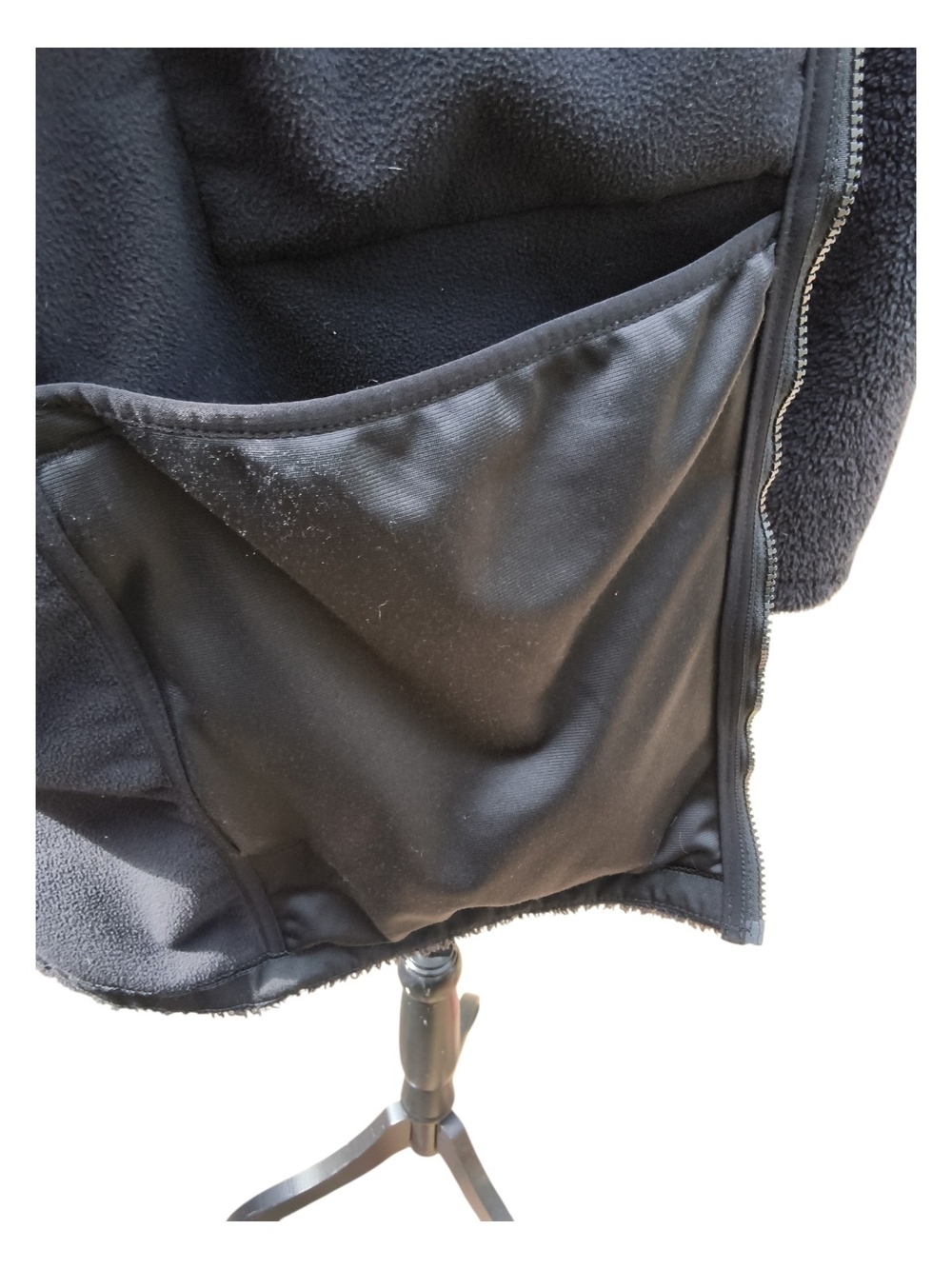 Carhartt Men’s Black Sherpa Fleece Vest with Nylon Chest Panel - Picture 4 of 5
